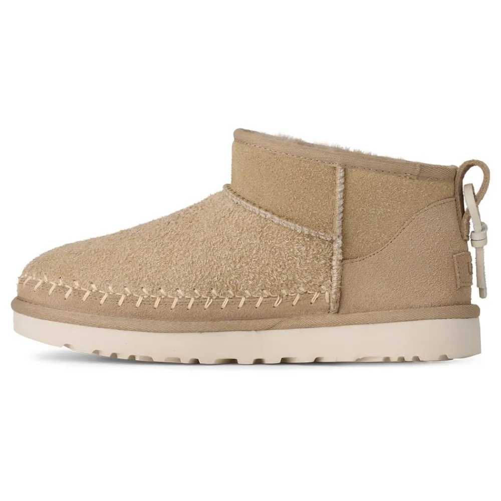 New UGG Classic Ultra dam
