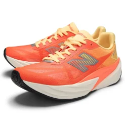 Allt Under Damskor|Allt Under Löpning | New Balance FuelCell Rebel v5 Dam