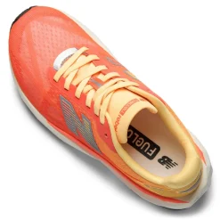 Allt Under Damskor|Allt Under Löpning | New Balance FuelCell Rebel v5 Dam