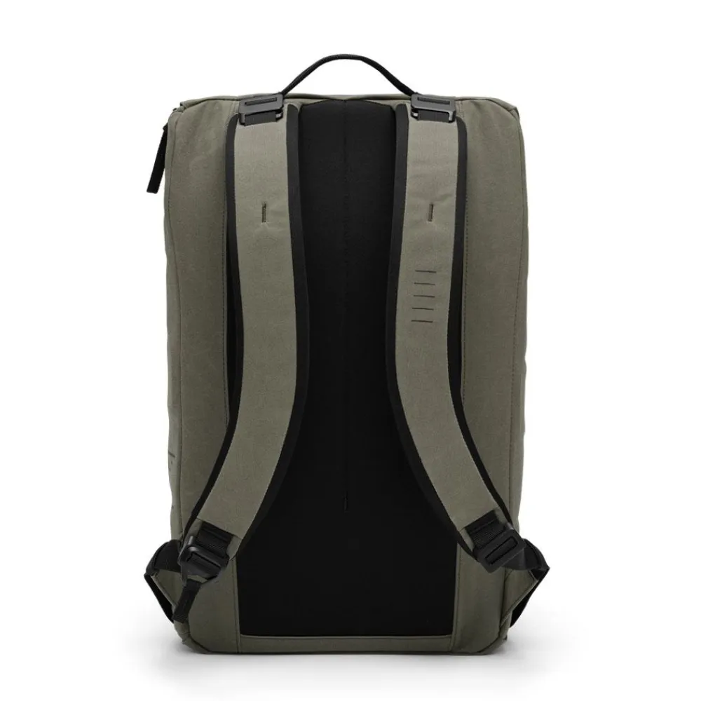 Outlet Db Hugger Base Backpack 15 L