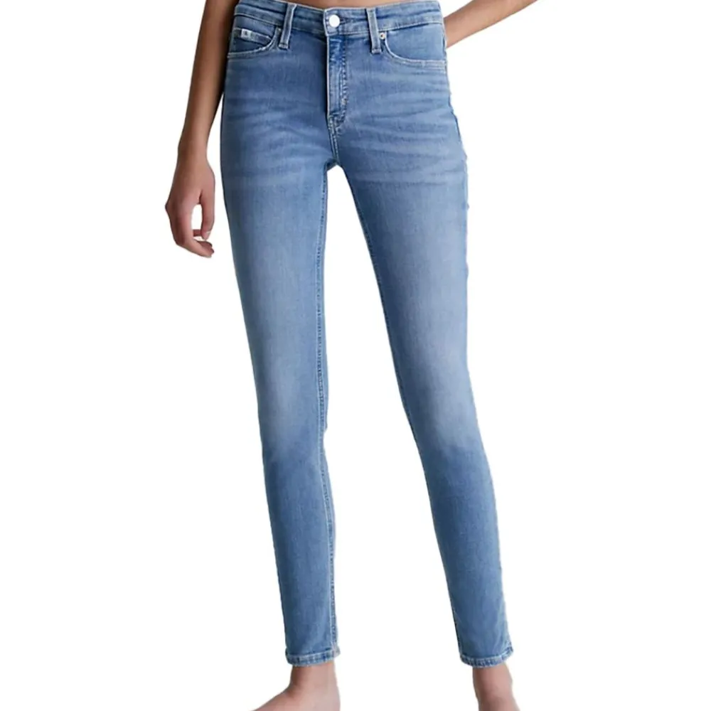 Online Calvin Klein Mid Rise Skinny Dam