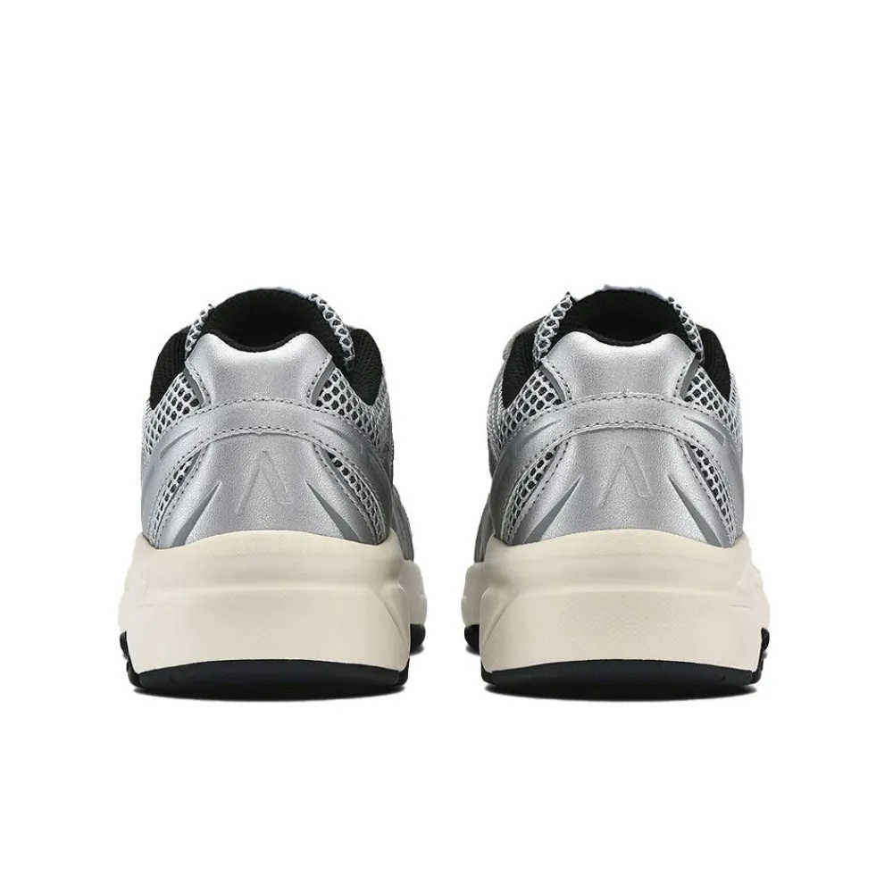Allt Under Damskor|Sneakers Dam | ARKK Oserra Dam