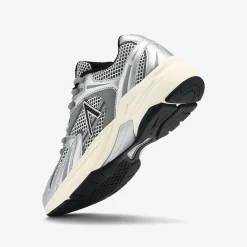 Allt Under Damskor|Sneakers Dam | ARKK Oserra Dam