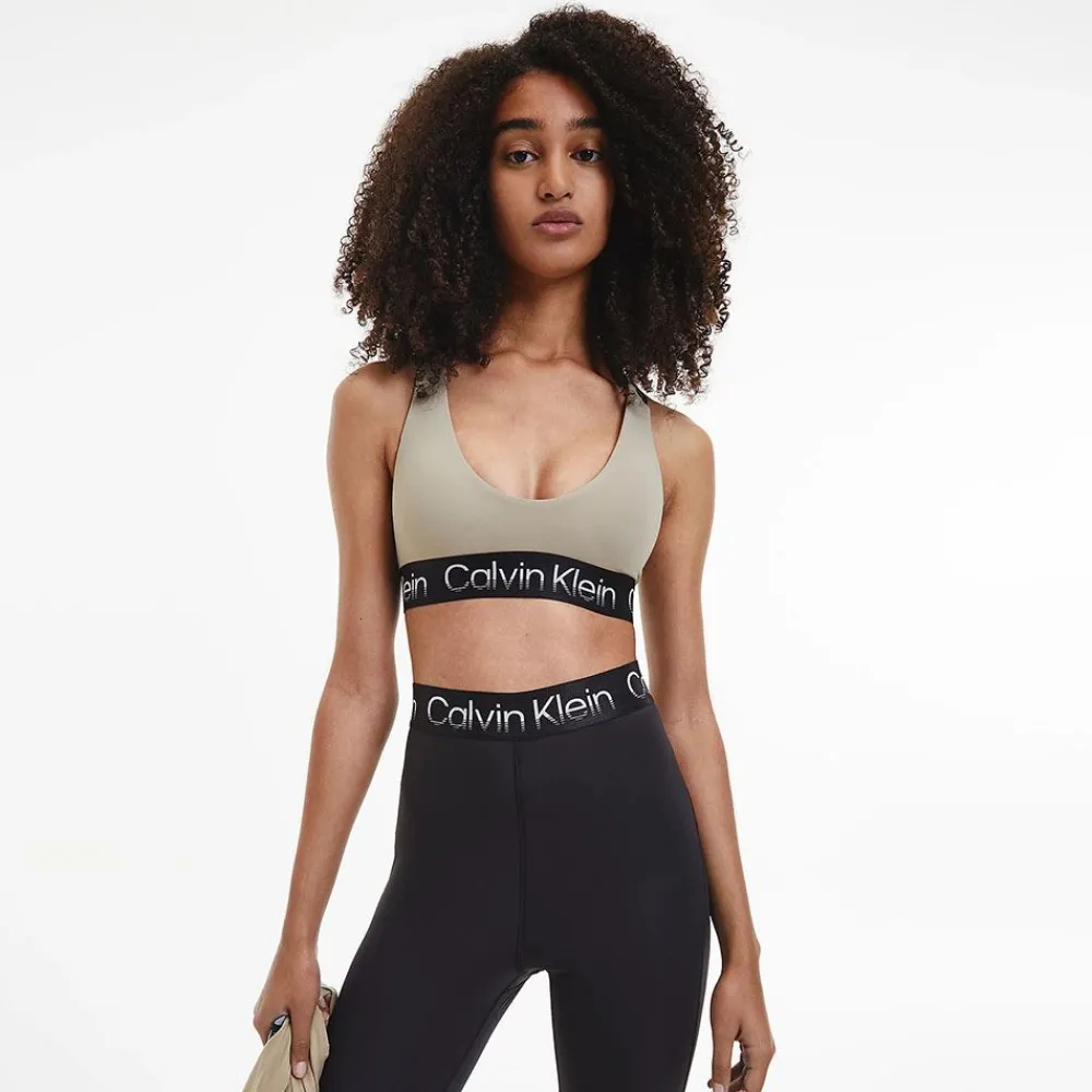 Träningskläder | Calvin Klein Recyced ediu Ipact port Bra Da
