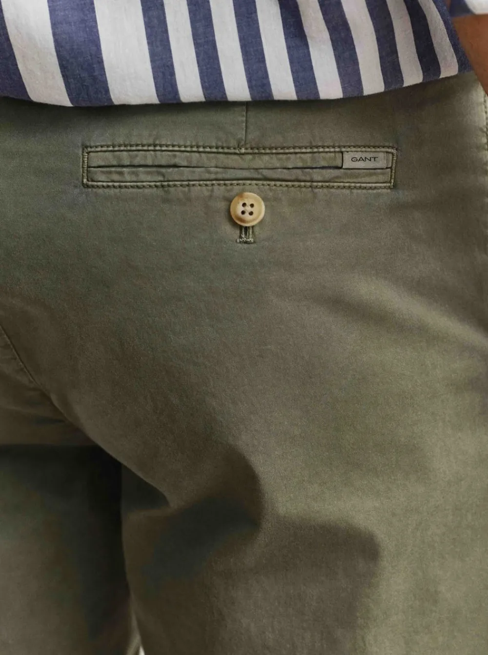 Allt Under Linnekläder|Linneshorts | GANT REGULAR SUNFADED CHINO SHORTS HERR