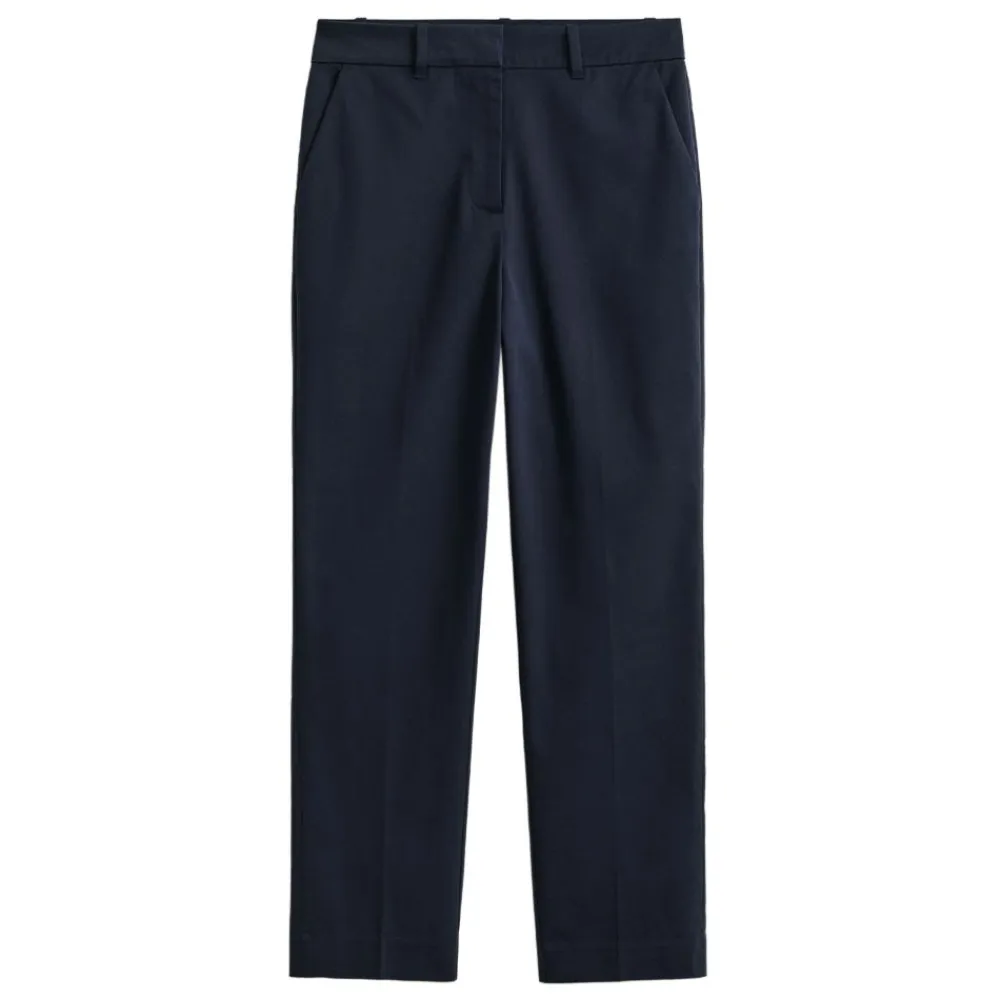 Allt Under Nederdelar | GANT SLIM SLACK DAM