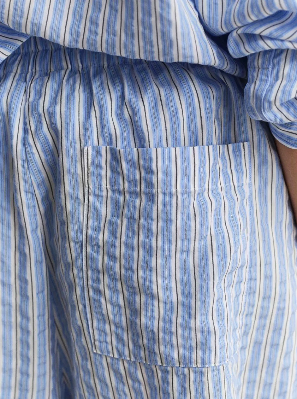 Allt Under Nederdelar|Shorts | GANT STRIPE SEERSUCKER SHORTS DAM