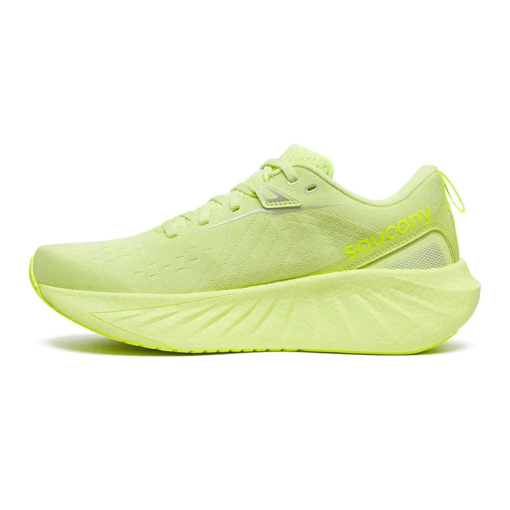 New Saucony Triumph 22 Dam