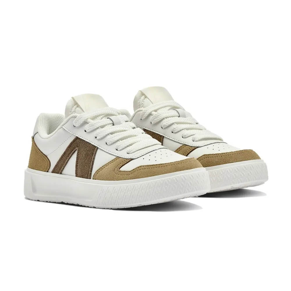 Allt Under Damskor|Sneakers Dam | ARKK Uncover