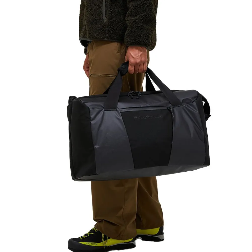 Väskor | Peak Performance Vertical Duffle